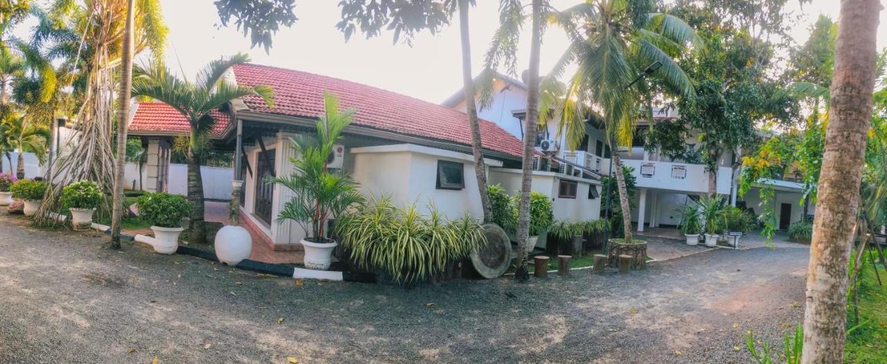 Albergue Tamarind Moon Dikwella Sur Exterior foto