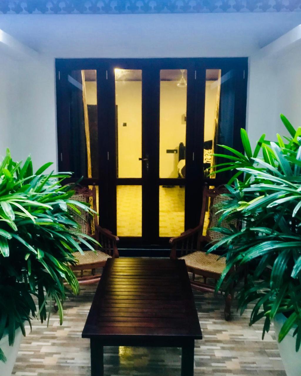 Albergue Tamarind Moon Dikwella Sur Exterior foto